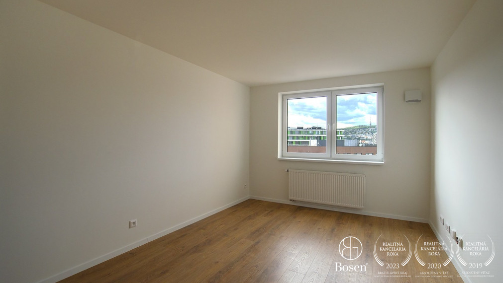 BOSEN | 2.5 rooms Apartment with loggia on Košická street, Bratislava - Ružinov.