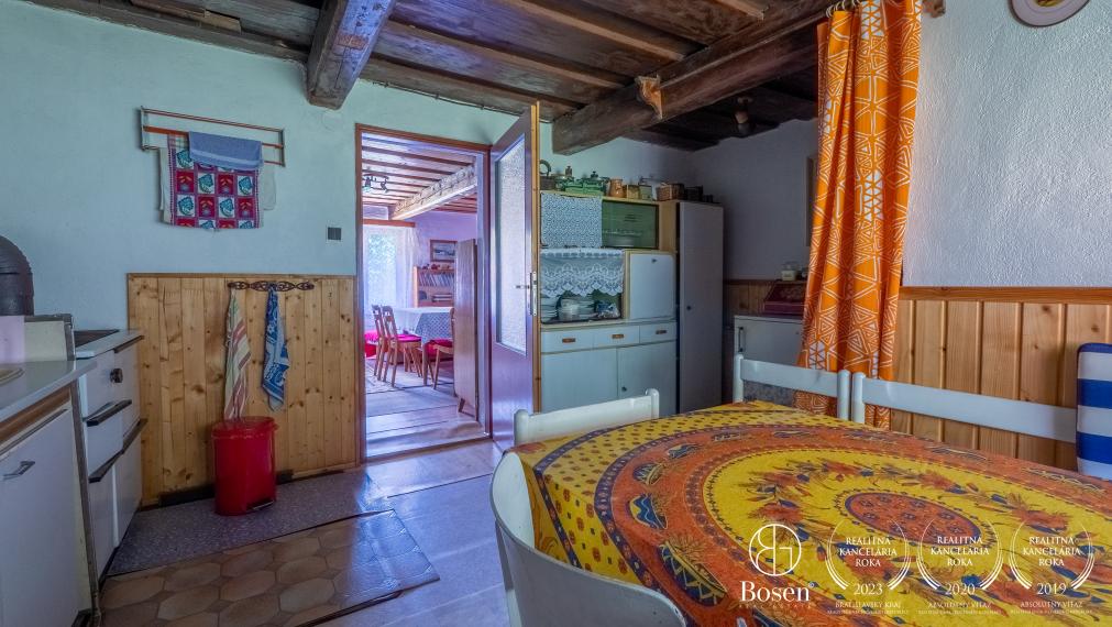 BOSEN | Starší 3 izbový rodinný dom, 100 m2, Donovaly, časť Hanesy