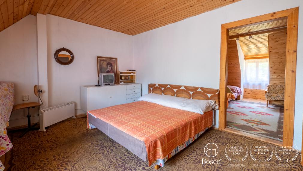 BOSEN | Starší 3 izbový rodinný dom, 100 m2, Donovaly, časť Hanesy