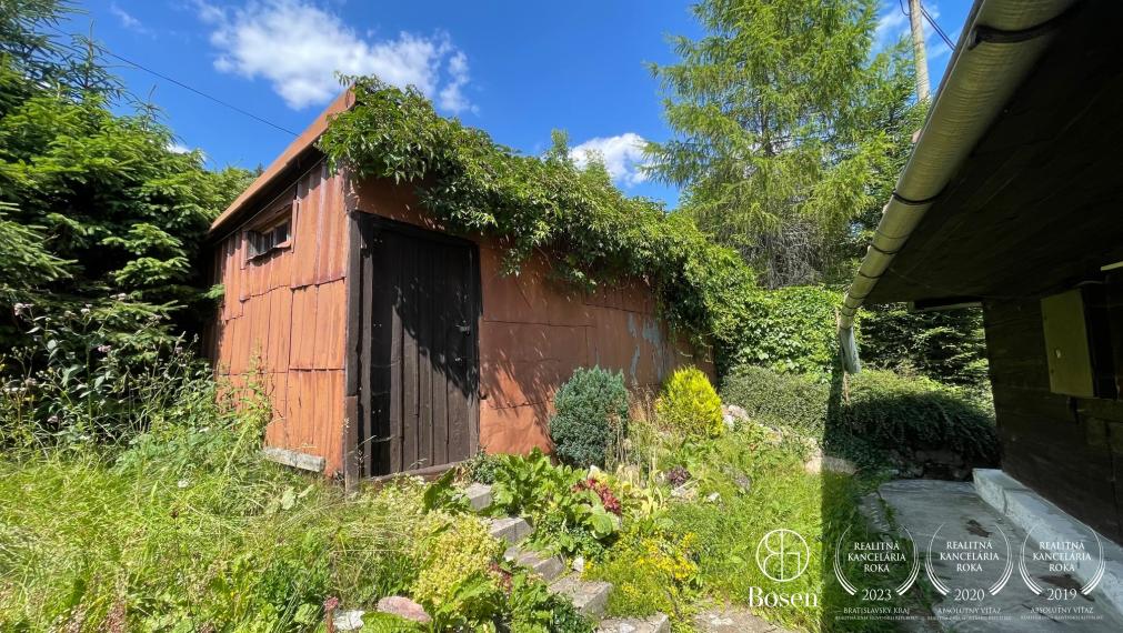 BOSEN | Starší 3 izbový rodinný dom, 100 m2, Donovaly, časť Hanesy