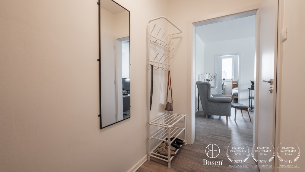 BOSEN | Prenájom 3 izbový byt s balkónom, Karlová Ves - Karloveská ulica