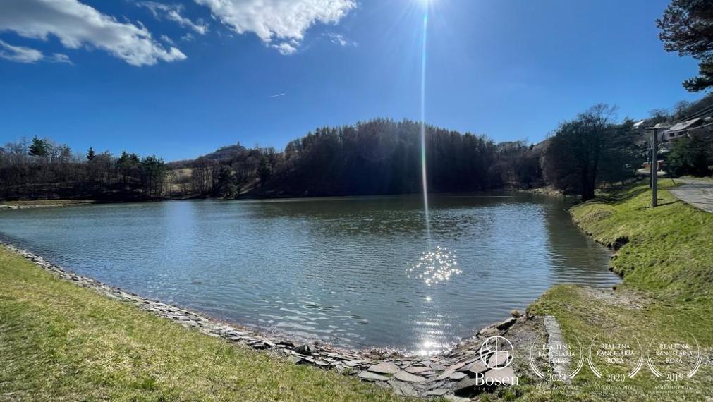 BOSEN | Postavte si rekreačnú chatu pri Belianskom tajchu