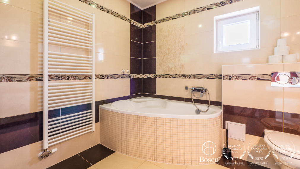 BOSEN | Na prenájom 3 izbový byt s klimatizáciou v obci Veľké Leváre