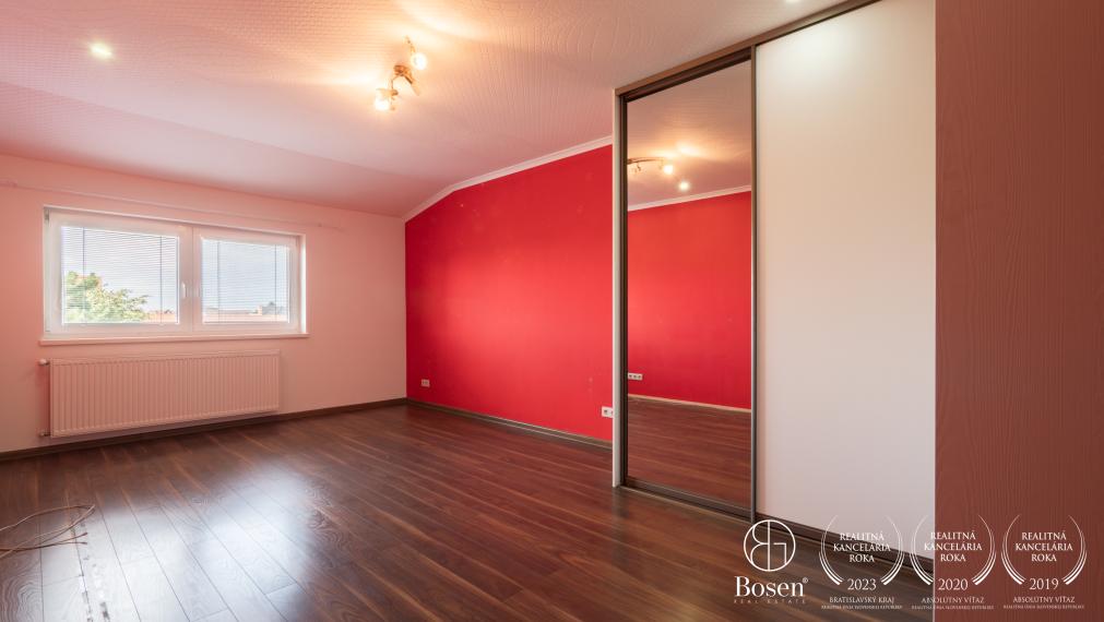 BOSEN | Na prenájom 3 izbový byt s klimatizáciou v obci Veľké Leváre