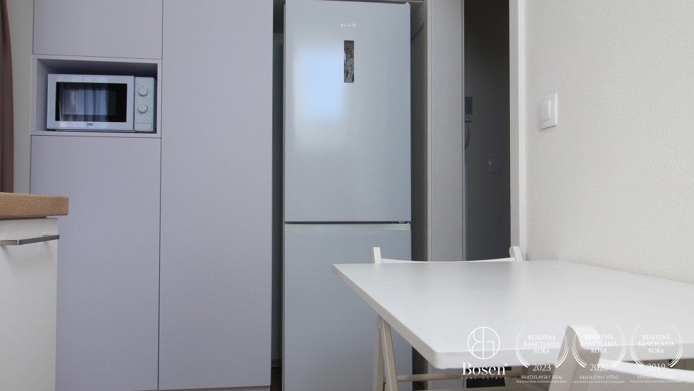 BOSEN| 1 izbový byt na prenájom, Malacky, Pezinská