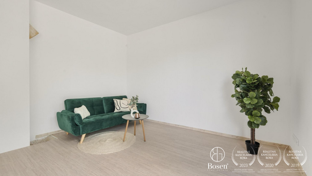 BOSEN |  Skolaudovaný 4 izbový dom v štandarde na predaj, Blahová, 321 m2