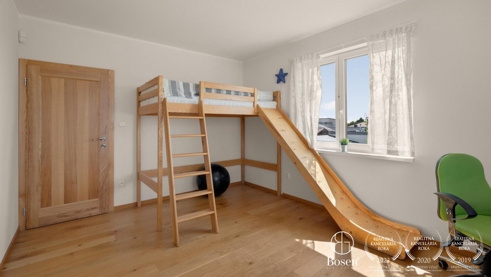 BOSEN | Pasívny 5 izbový rodinný dom so záhradou v Senci