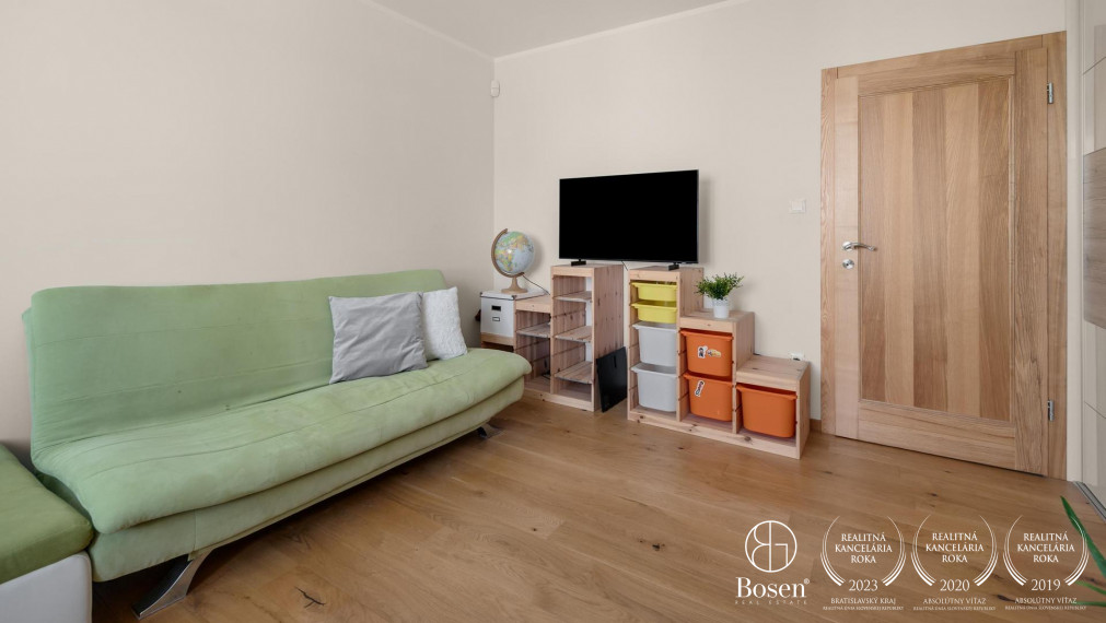 BOSEN | Pasívny 5 izbový rodinný dom so záhradou v Senci