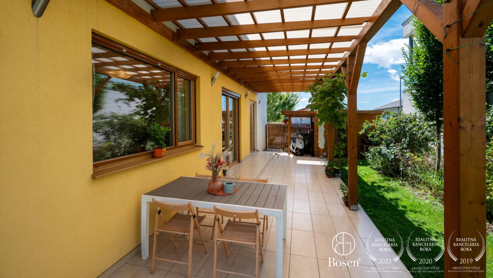 BOSEN | Pasívny 5 izbový rodinný dom so záhradou v Senci