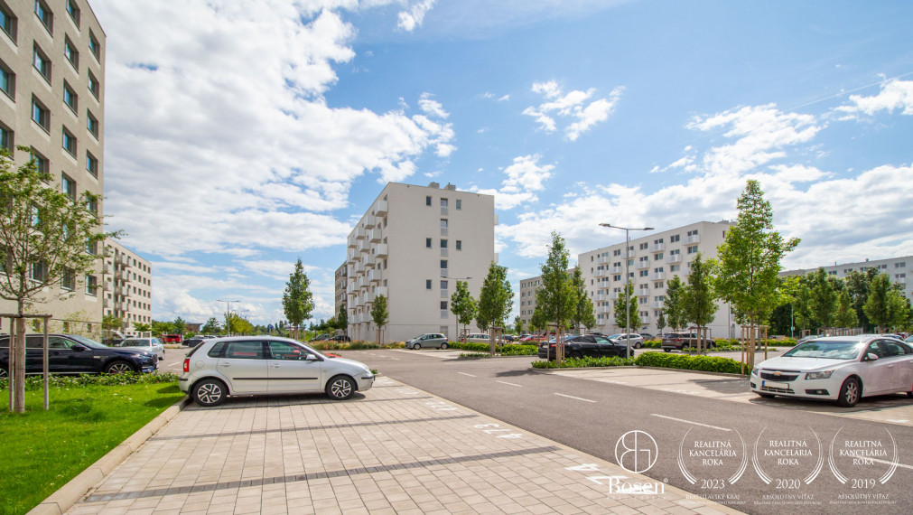 BOSEN | Zariadený 1.izb.byt s kuchyňou a balkónom v novostavbe, Ovocné sady, Ružinov, 34 m2