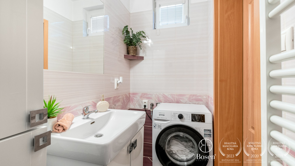 REZERVOVANÝ - BOSEN | 2,5 izbový byt s loggiou v Bratislave, mestská časť Rača