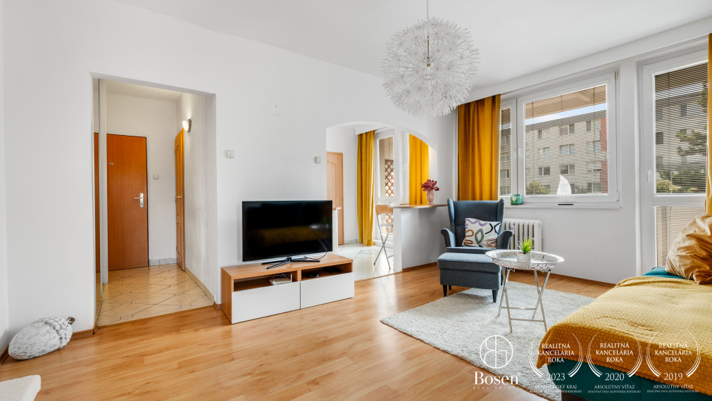 REZERVOVANÝ - BOSEN | 2,5 izbový byt s loggiou v Bratislave, mestská časť Rača