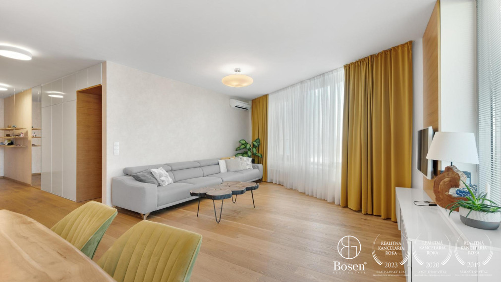 Nadštandardný 4 izbový byt so saunou v projekte Tri veže na prenájom