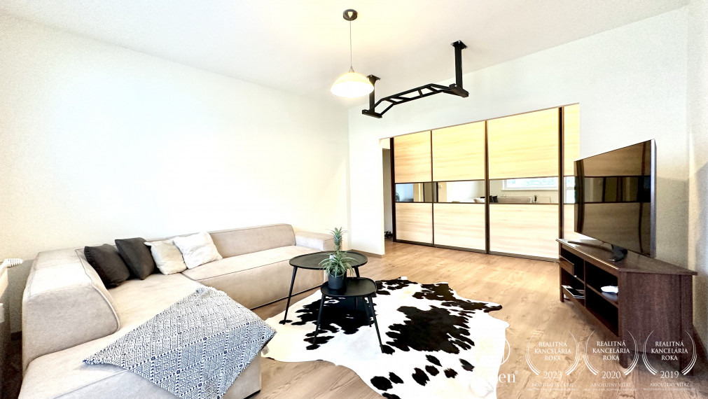 BOSEN | Prenájom 2 izbový byt s loggiou, 55 m2, Bratislava - m.č. Karlova Ves