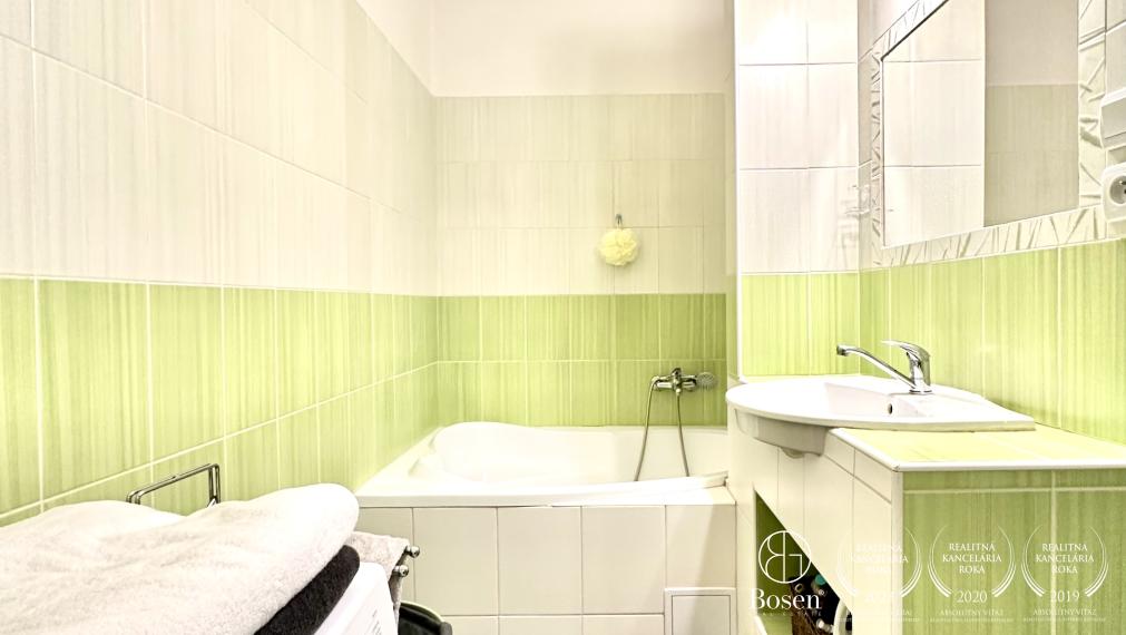 BOSEN | Prenájom 2 izbový byt s loggiou, 55 m2, Bratislava - m.č. Karlova Ves