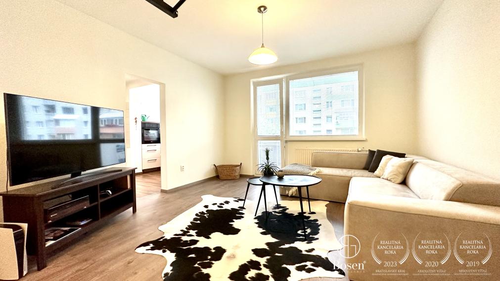 BOSEN | Prenájom 2 izbový byt s loggiou, 55 m2, Bratislava - m.č. Karlova Ves