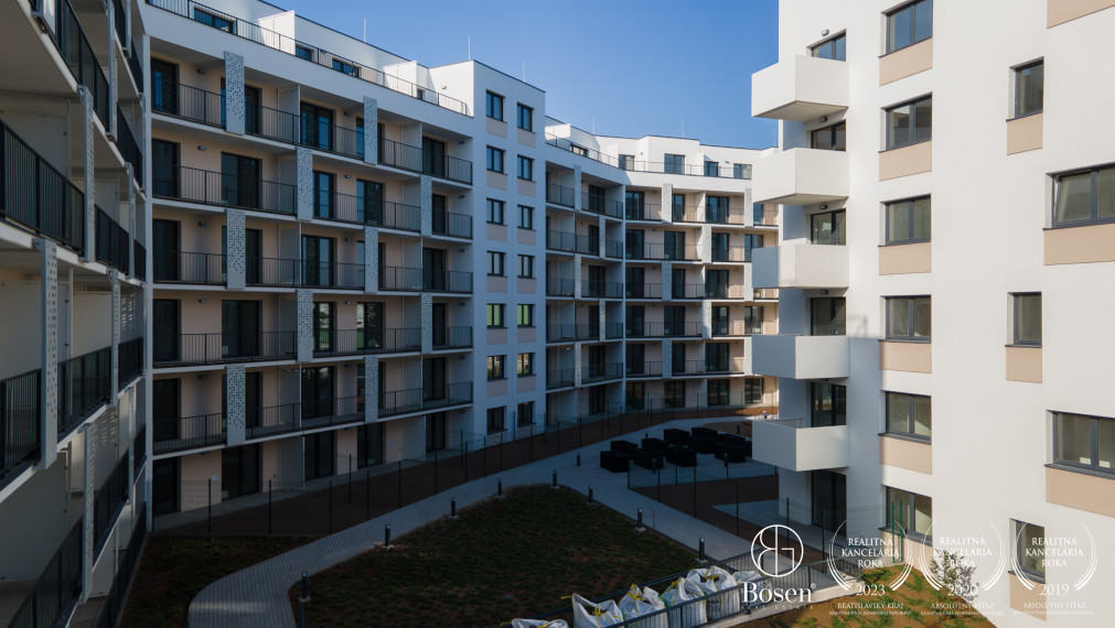 BOSEN | Veľkometrážny 1,5 izb.byt s balkónom, nový projekt RNDZ, Rača, Pri Šajbách, 45 m2