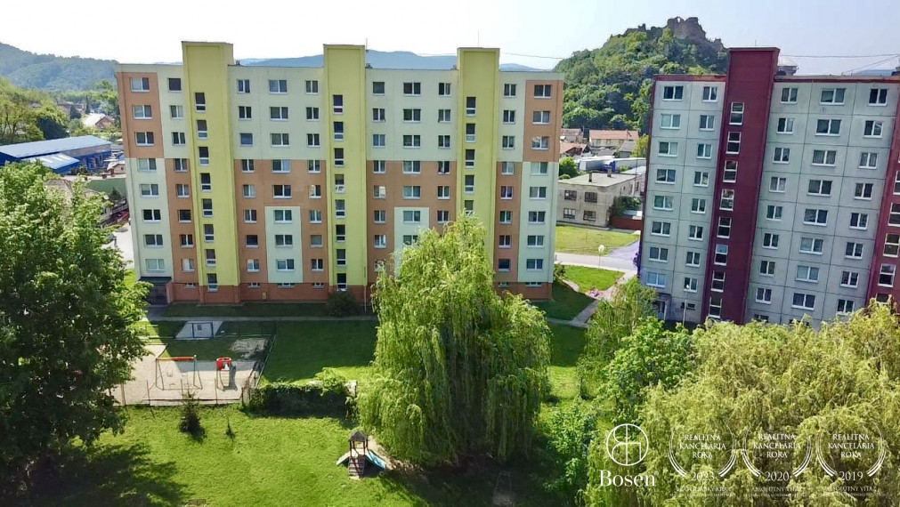 BOSEN | Rezervované, 2 izbový byt v meste Fiľakovo, Daxnerova, 53m2.