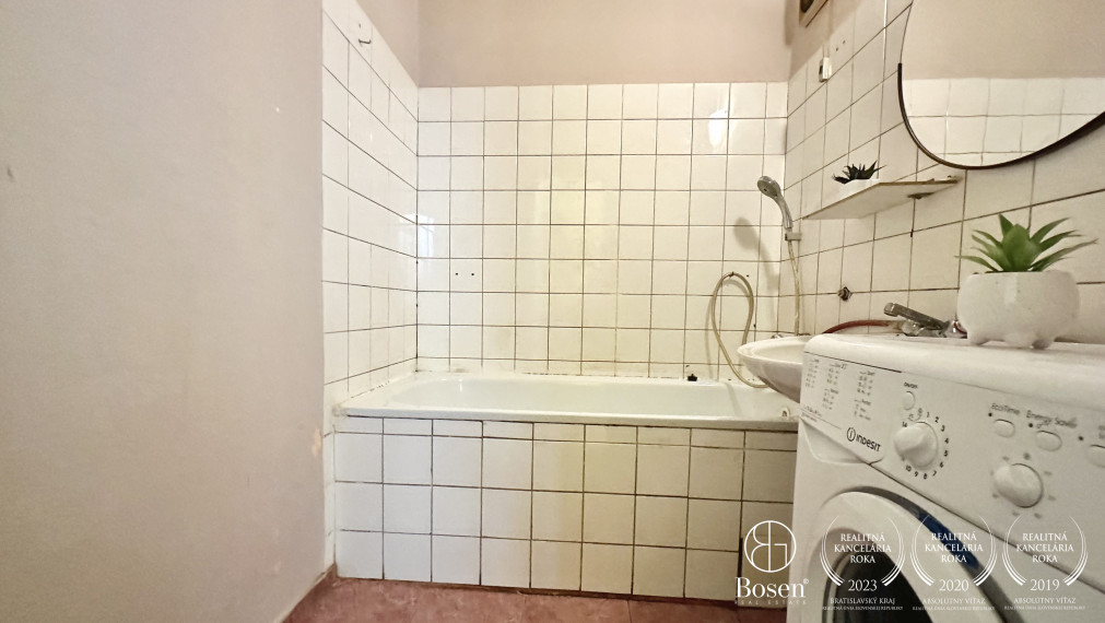 BOSEN | Rezervované, 2 izbový byt v meste Fiľakovo, Daxnerova, 53m2.