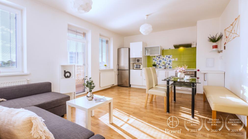 BOSEN | 2 izbový zariadený byt so zaskleným balkónom, M. R. Štefánika, Most pri Bratislave, 52 m2
