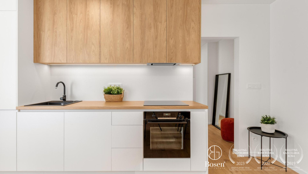 Moderne zariadený 2 izbový byt navrhnutý dizajnérkou blízko Blumentálu