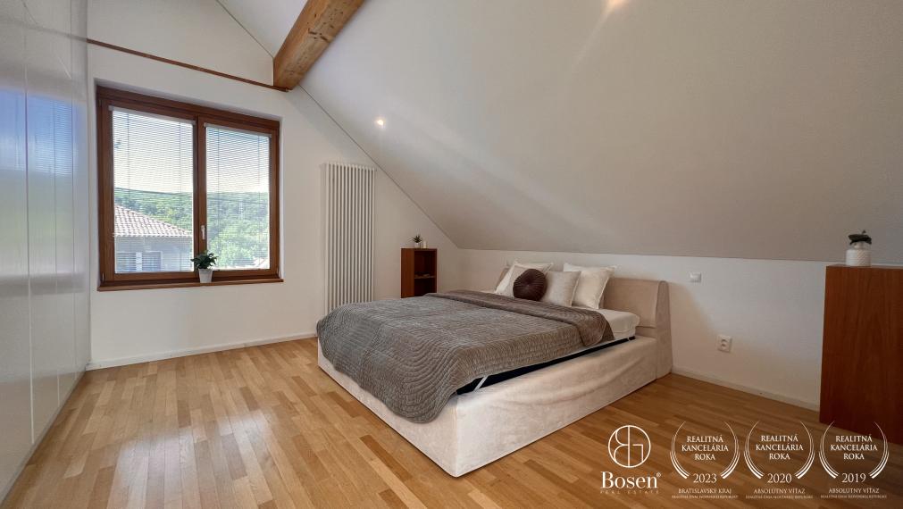 BOSEN | 5 izbový rodinný dom s hosťovským pavilónom a veľkým pozemkom 2.300 m2, Borinka