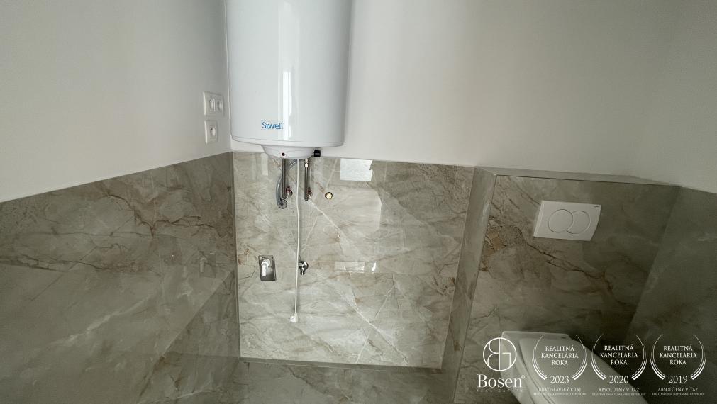 BOSEN | POSLEDNÝ 3.izb.rodinný dom v novom projekte V KORUNÁCH, Miloslavov