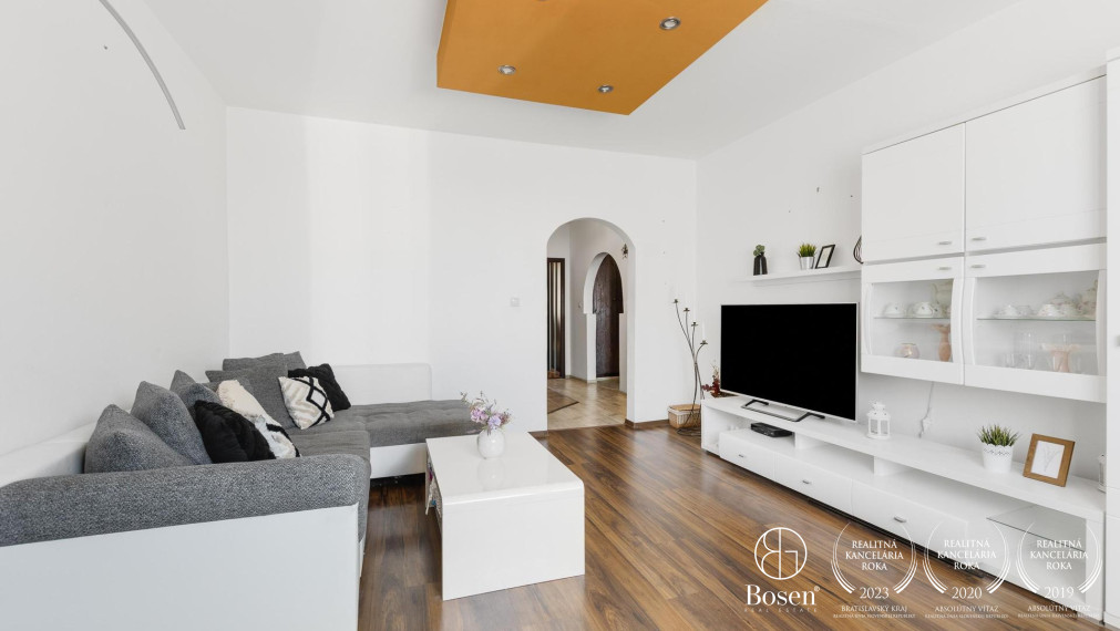 Rezervované I Klimatizovaný 3 izbový byt s krásnym výhľadom v blízkosti cyklotrasy na Devín