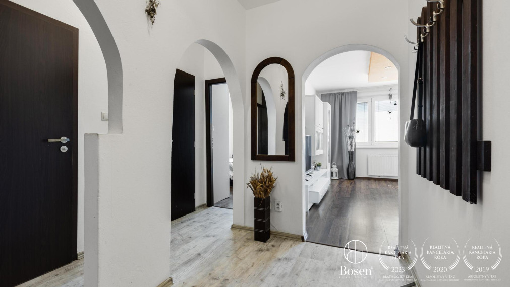 Rezervované I Klimatizovaný 3 izbový byt s krásnym výhľadom v blízkosti cyklotrasy na Devín