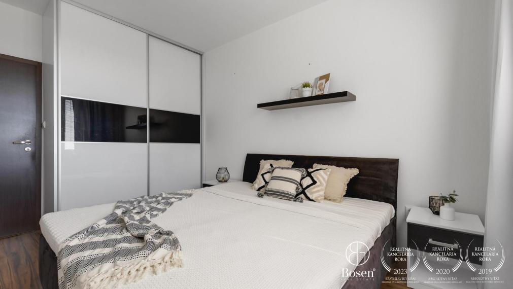 Rezervované I Klimatizovaný 3 izbový byt s krásnym výhľadom v blízkosti cyklotrasy na Devín