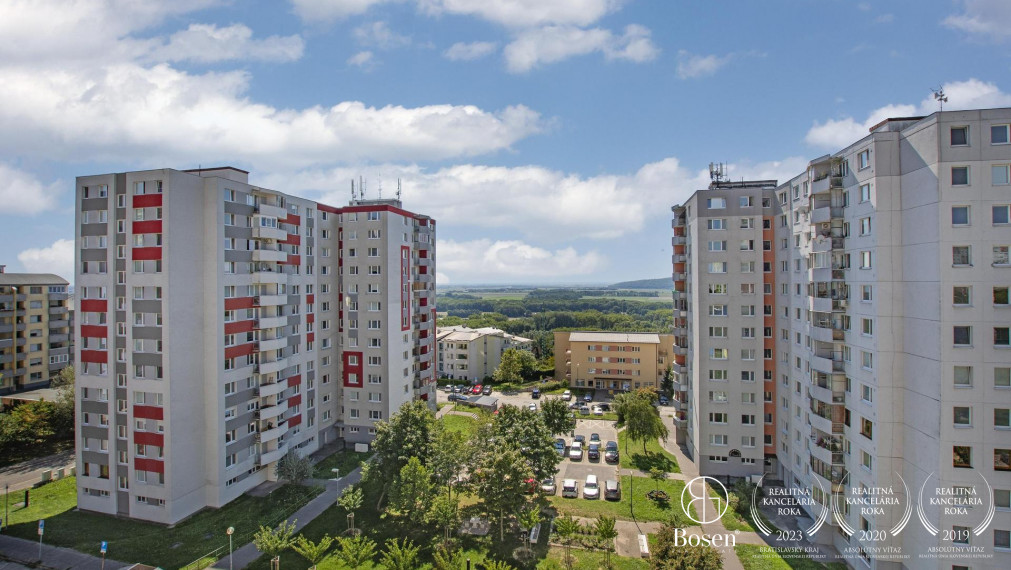 Rezervované I Klimatizovaný 3 izbový byt s krásnym výhľadom v blízkosti cyklotrasy na Devín