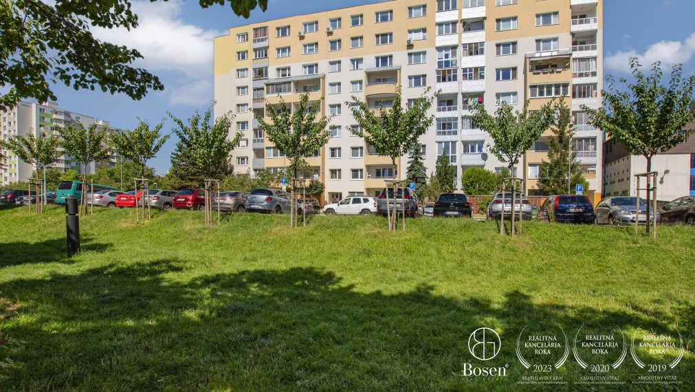 Rezervované I Klimatizovaný 3 izbový byt s krásnym výhľadom v blízkosti cyklotrasy na Devín