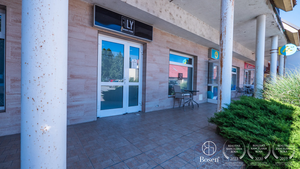 BOSEN | Na prenájom obchodný priestor v centre mesta Malacky