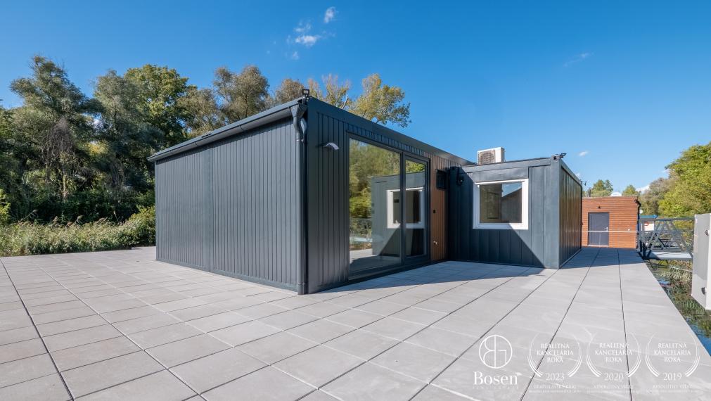 BOSEN | Prenájom nový 4 izbový hausbót na brehu Jaroveckého ramena, Bratislava