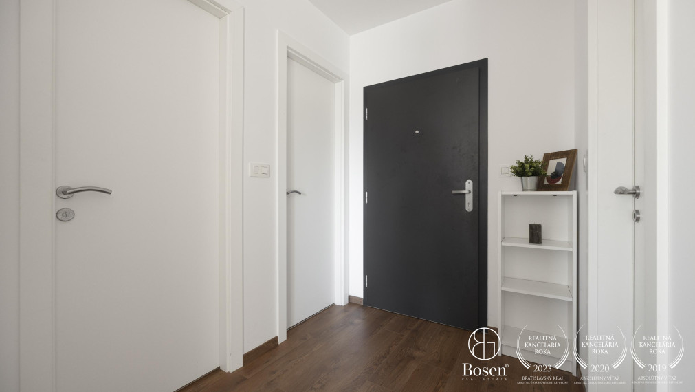 PREDANÉ: BOSEN | 2kk byt v novostavbe Urban Residence, 60 m2, Nové Mesto