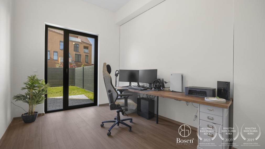 BOSEN | 3 izbový byt, 2x záhradka, spolu 208 m2, projekt OPÁL, Perlová ul.