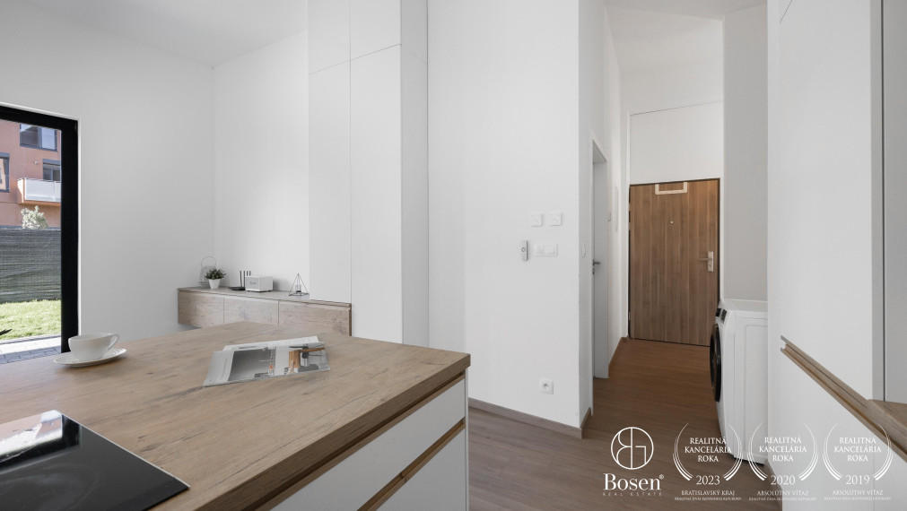 BOSEN | 3 izbový byt, 2x záhradka, spolu 208 m2, projekt OPÁL, Perlová ul.