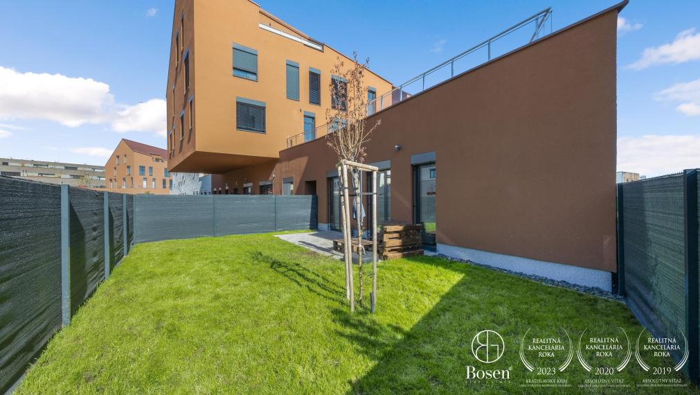 BOSEN | 3 izbový byt, 2x záhradka, spolu 208 m2, projekt OPÁL, Perlová ul.