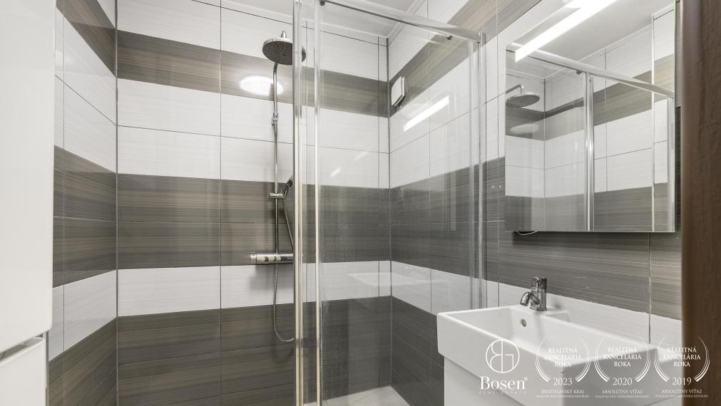 PREDANÉ BOSEN | 3 izbový byt po rekonštrukcii v Petržalke - Bratislava, 70 m2