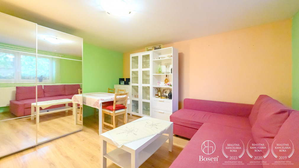 BOSEN I 3-izbový rodinný dom s rozľahlou vinicou a záhradou, Pezinok