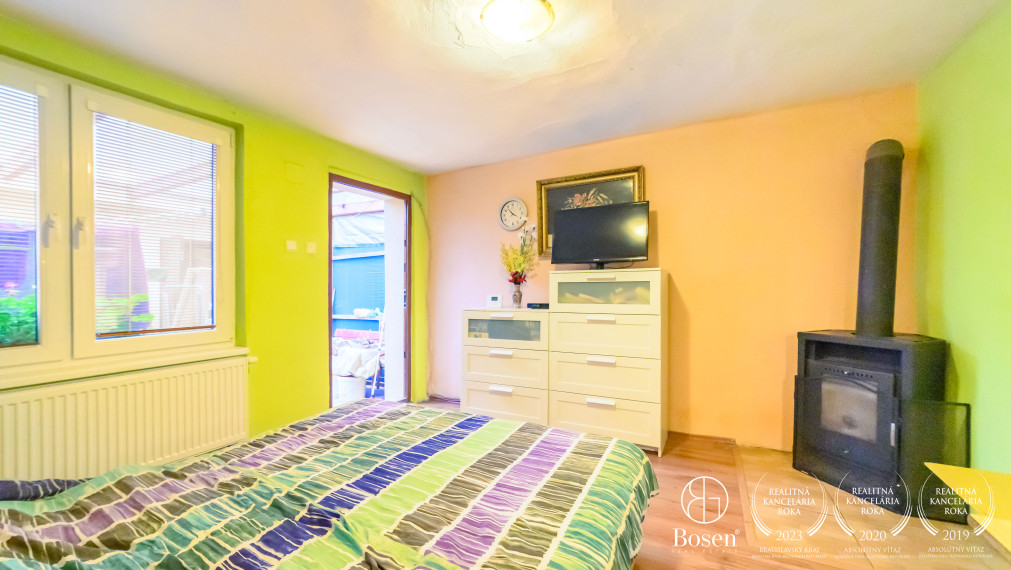 BOSEN I 3-izbový rodinný dom s rozľahlou vinicou a záhradou, Pezinok