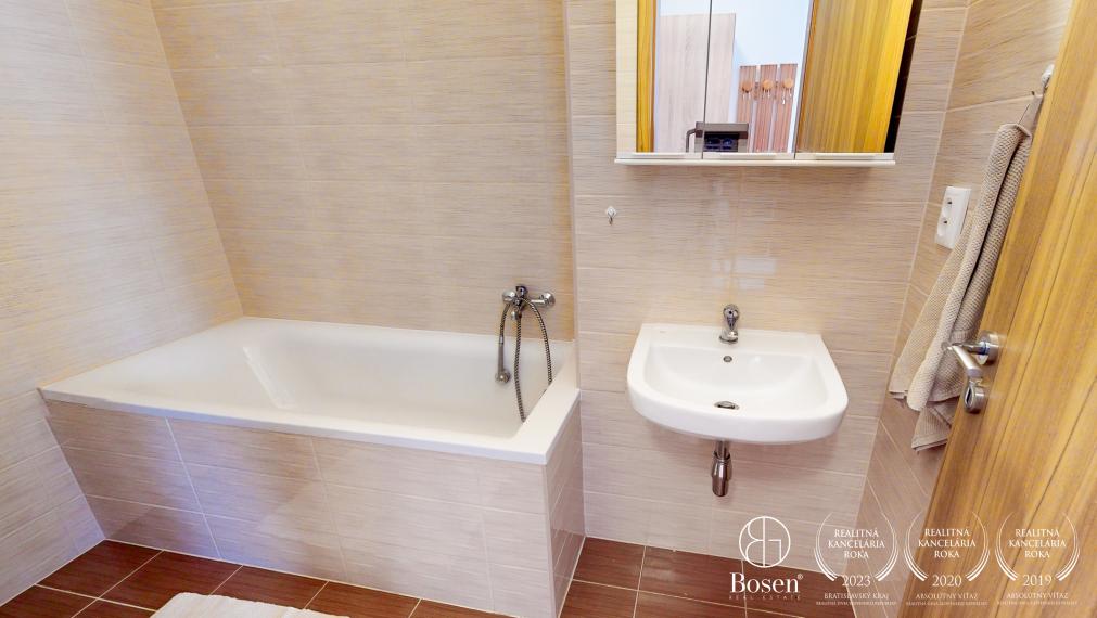 Rezervovaný BOSEN I 1 izbový byt na predaj