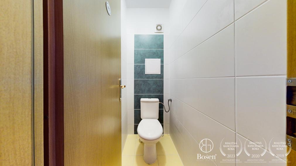 BOSEN | Moderný 4 izbový byt s 2 balkónmi v lukratívnej časti Lučenca, 100m2.