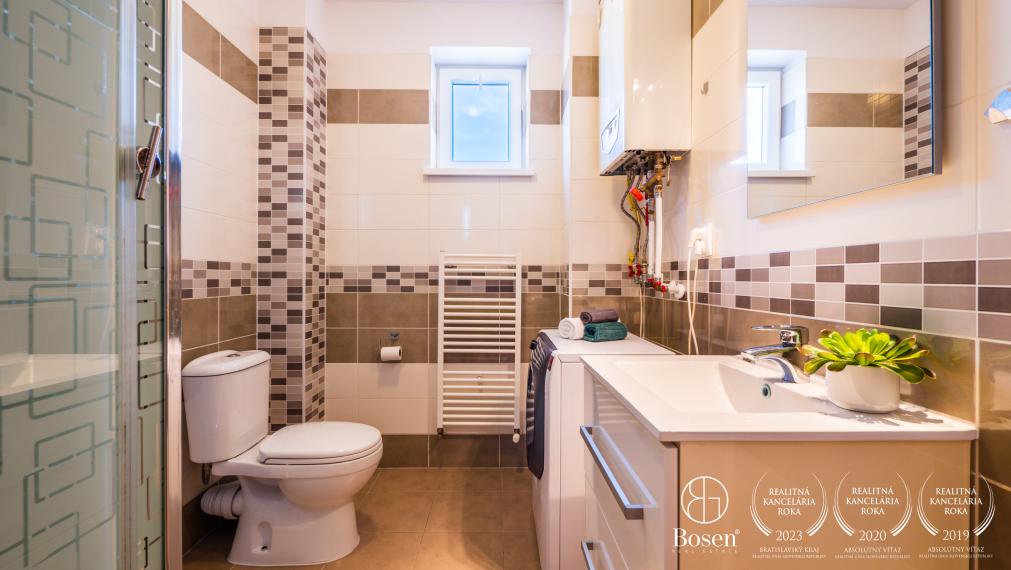 BOSEN | Prenájom kompletne zariadený 2 izbový byt s parkovacím státim,  M. R. Štefánika, Most pri Bratislave, 44 m2