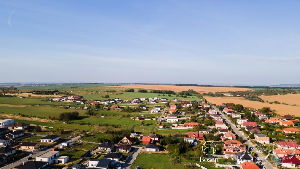 BOSEN | Stavebný pozemok, 1311 m2, Párovské Háje