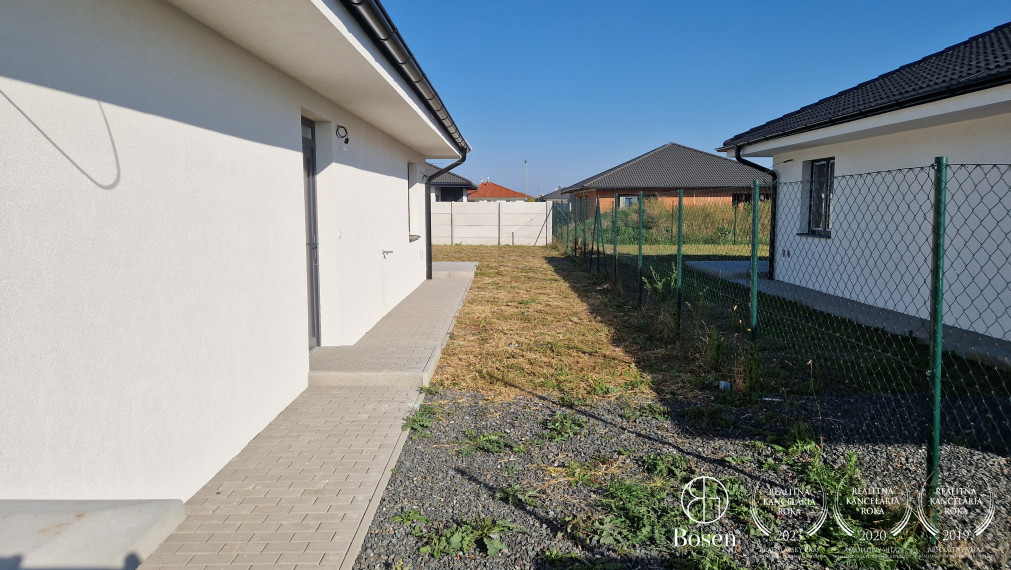 BOSEN | POSLEDNÝ 3izb Rodinný dvojdom so záhradkou od 199.900