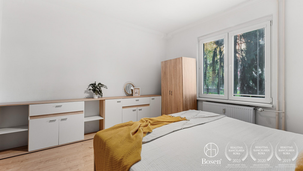 BOSEN | 3 izbový zariadený byt v pôvodnom stave, Haburská ul., BA - Ružinov, 68 m2