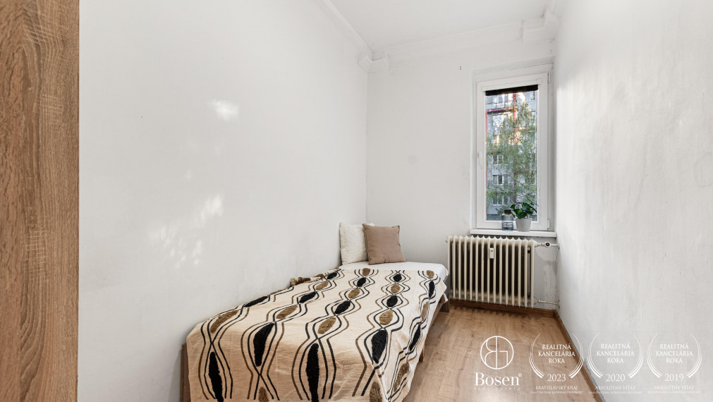 BOSEN | 3 izbový zariadený byt v pôvodnom stave, Haburská ul., BA - Ružinov, 68 m2