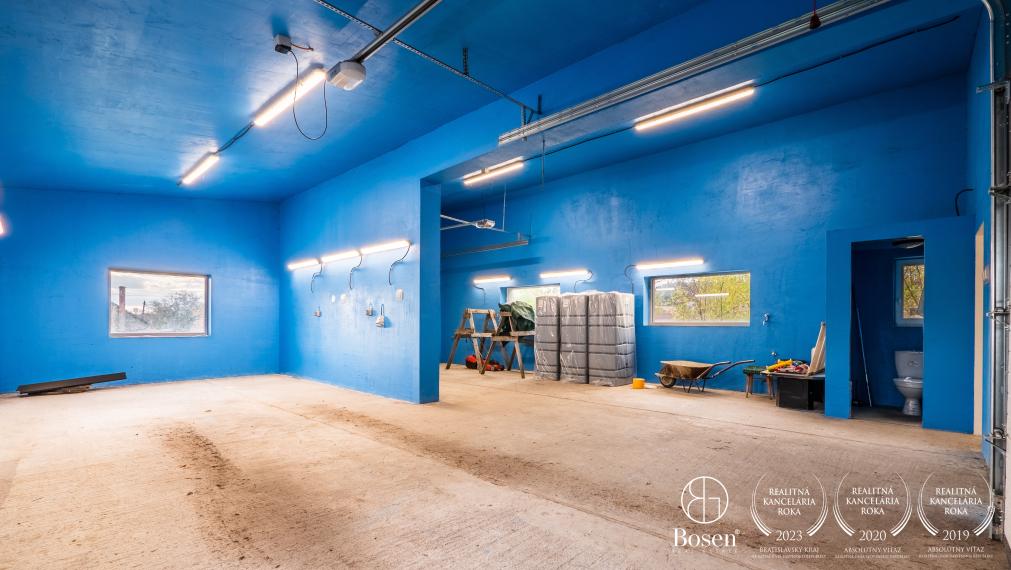 BOSEN | 7 izbový Rodinný dom s veľkou garážou!