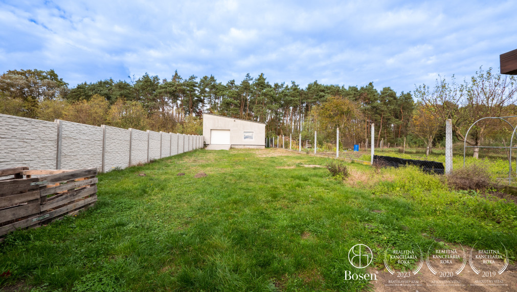 BOSEN | 7 izbový Rodinný dom s veľkou garážou!